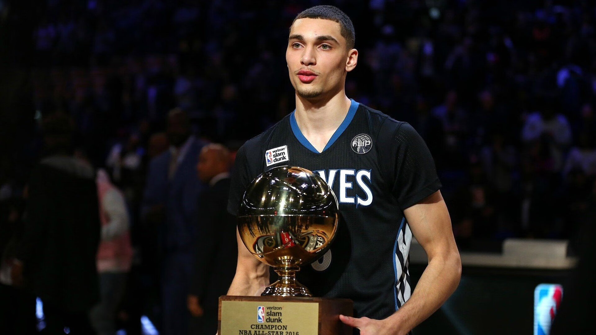 开云官方平台-“西甲焦点：明星集结，场面火爆无比”，西甲联赛球星