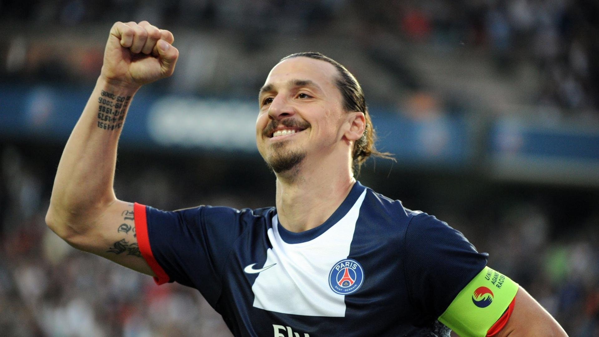 热血沸腾:现场气氛火爆,观众掌声雷动!,热血沸腾片段